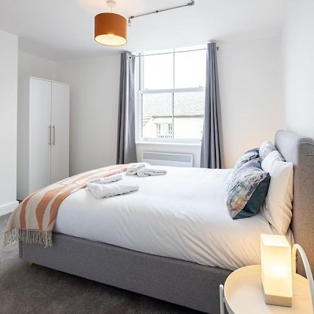 Beautiful 1 Bed 20Mins To Central Manchester Bolton Eksteriør billede