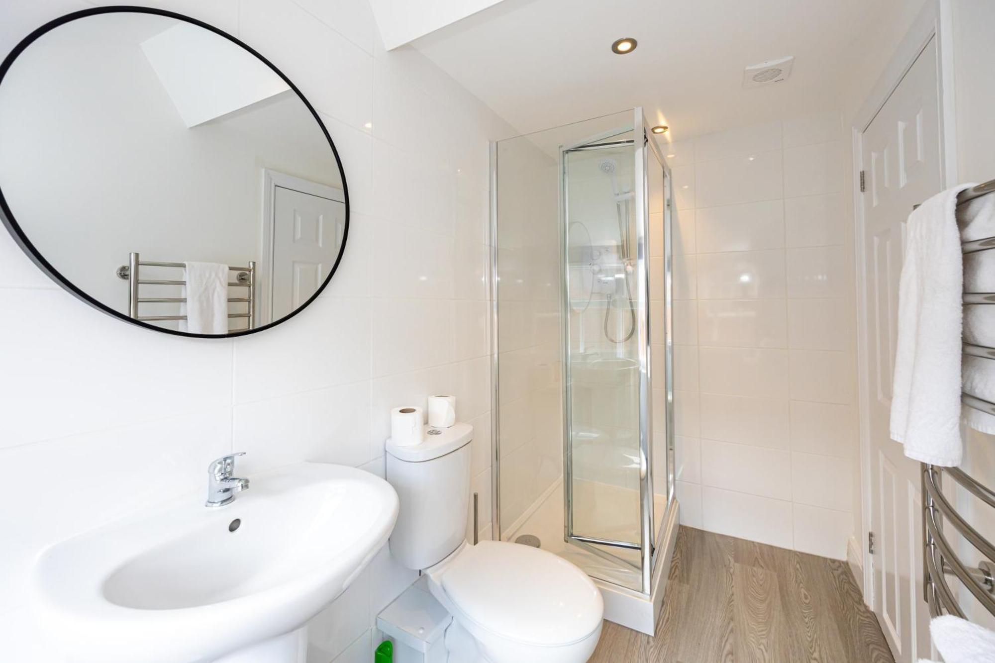 Beautiful 1 Bed 20Mins To Central Manchester Bolton Eksteriør billede