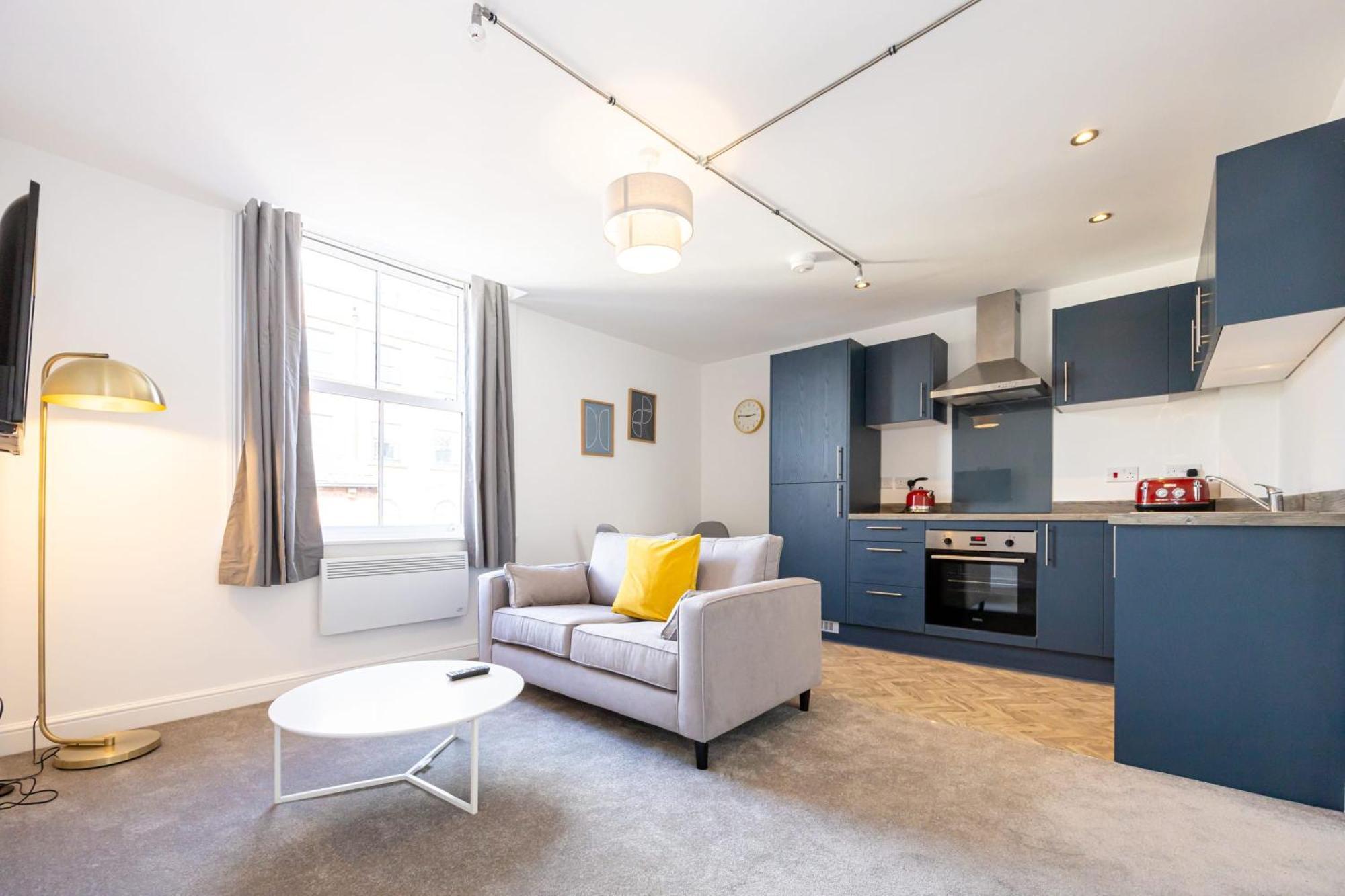 Beautiful 1 Bed 20Mins To Central Manchester Bolton Eksteriør billede