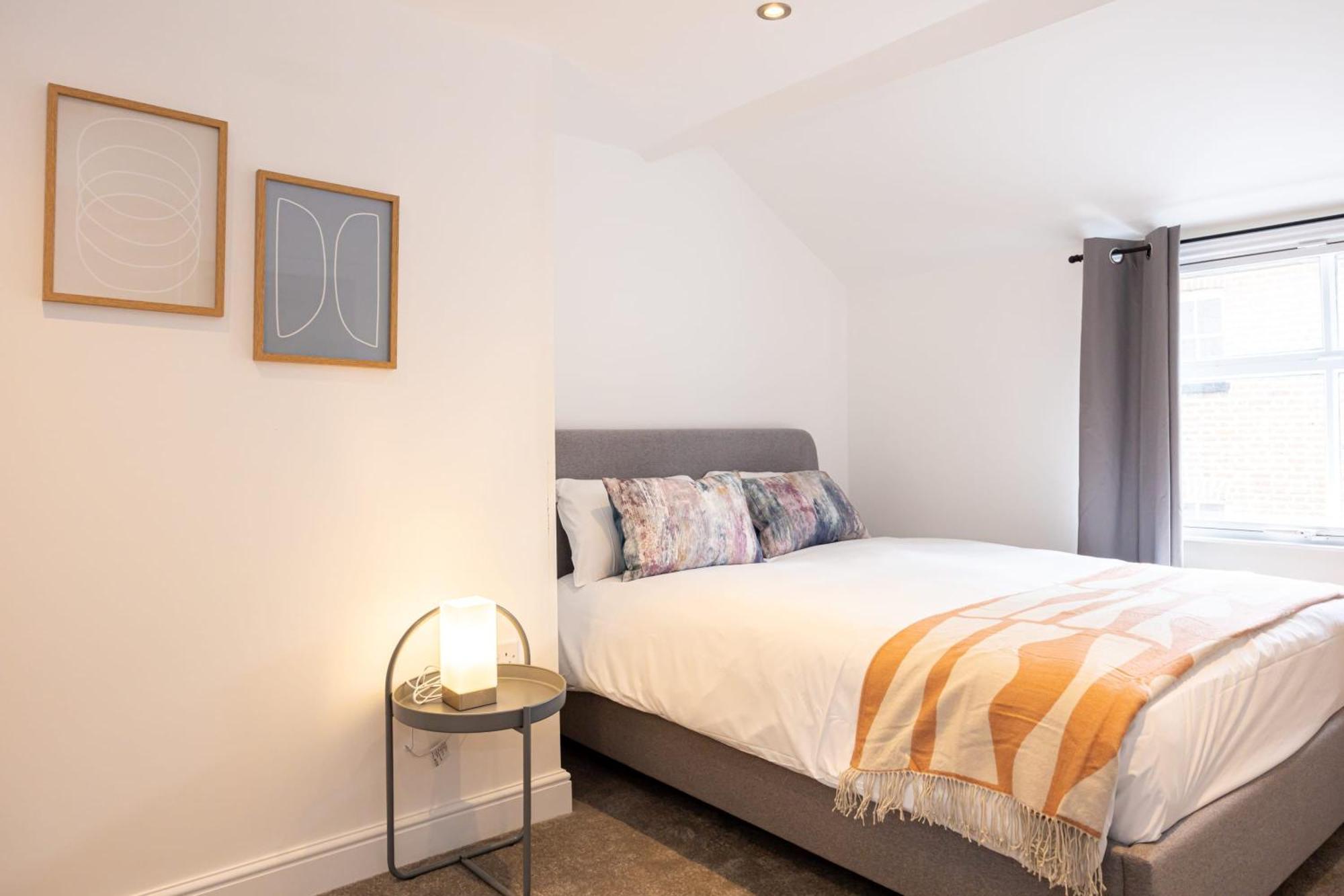 Beautiful 1 Bed 20Mins To Central Manchester Bolton Eksteriør billede