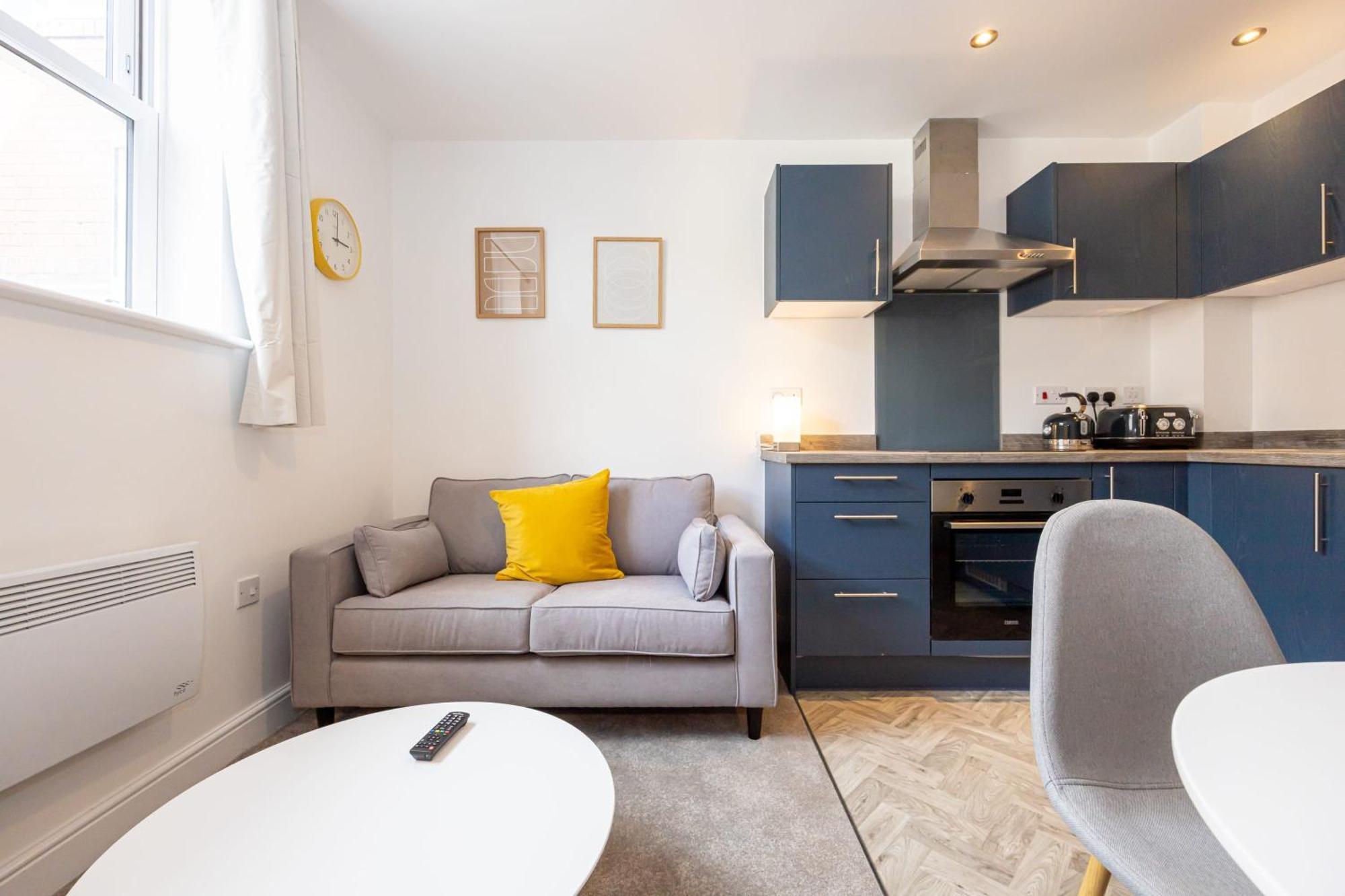 Beautiful 1 Bed 20Mins To Central Manchester Bolton Eksteriør billede